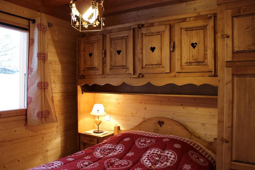Le Chalet D'Ulysse Arâches Rom bilde